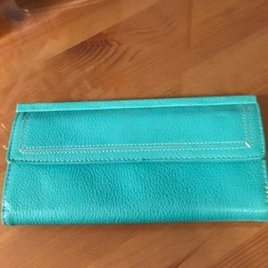 NWOT Vegan Leather Relativity Wallet